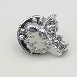 ✨3 for 25✨ Silver Tone Moose Head Canada Pin